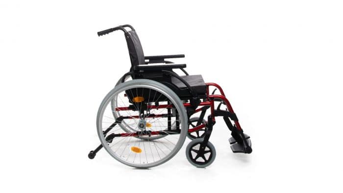 Sunrise Medical Breezy BasiX 2 Folding Wheelchair 8