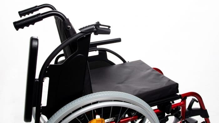 Sunrise Medical Breezy BasiX 2 Folding Wheelchair 2